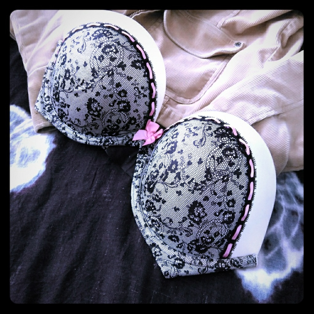 COPY - 4/$25 Victoria Secret Bra